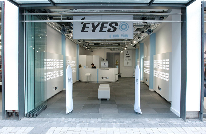 4Eyes Ladenlokal Breitestrasse Köln