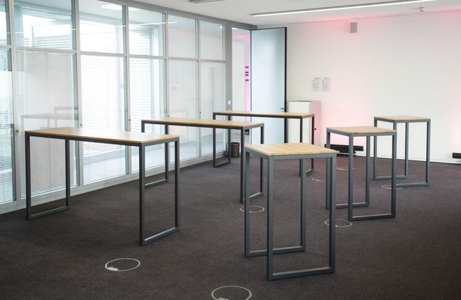 Stehtisch Eiche- Stahl anthrazit 185er